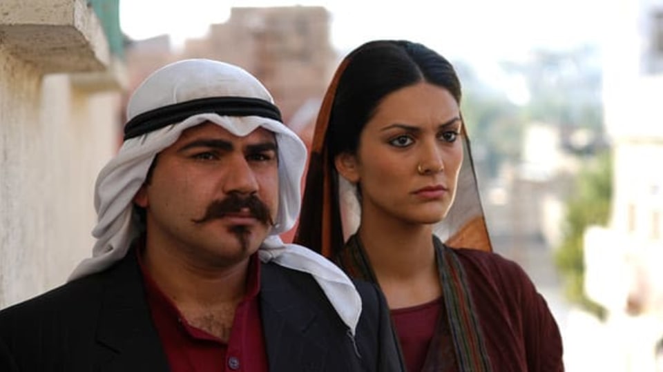 Bergüzar Korel ve snímku Údolí vlků